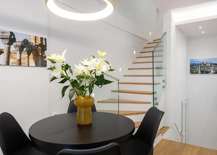 Arc Maisonette