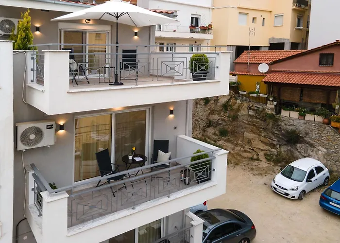 Arc Maisonette *