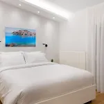 Arc Maisonette *