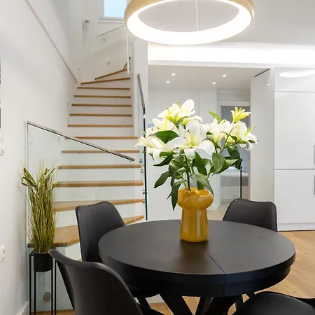 Apartment Arc Maisonette