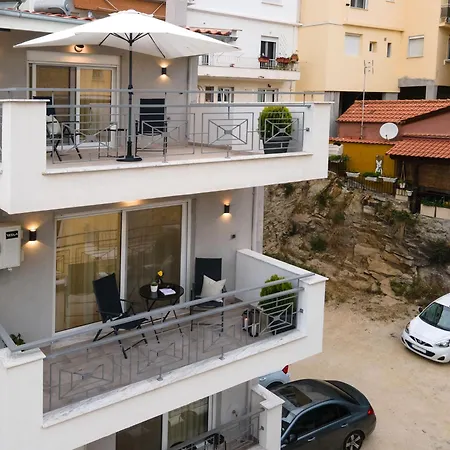 Arc Maisonette *