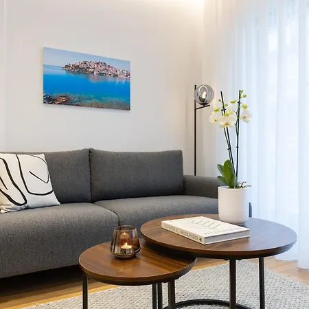Apartment Arc Maisonette *